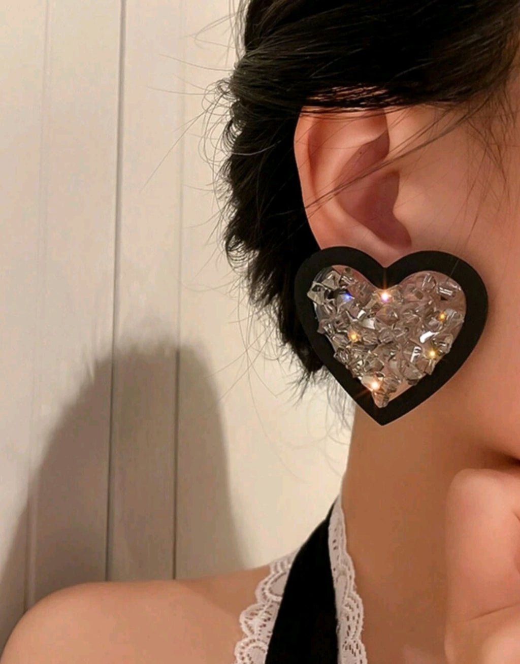 Elegant glamorous black cosmetic Crystal shaped earrings 