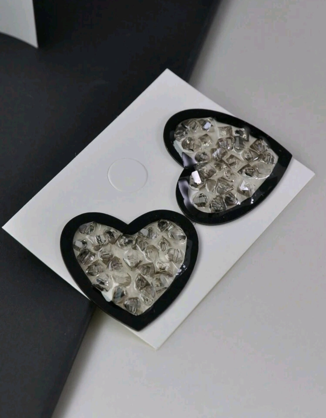 Elegant glamorous black cosmetic Crystal shaped earrings 