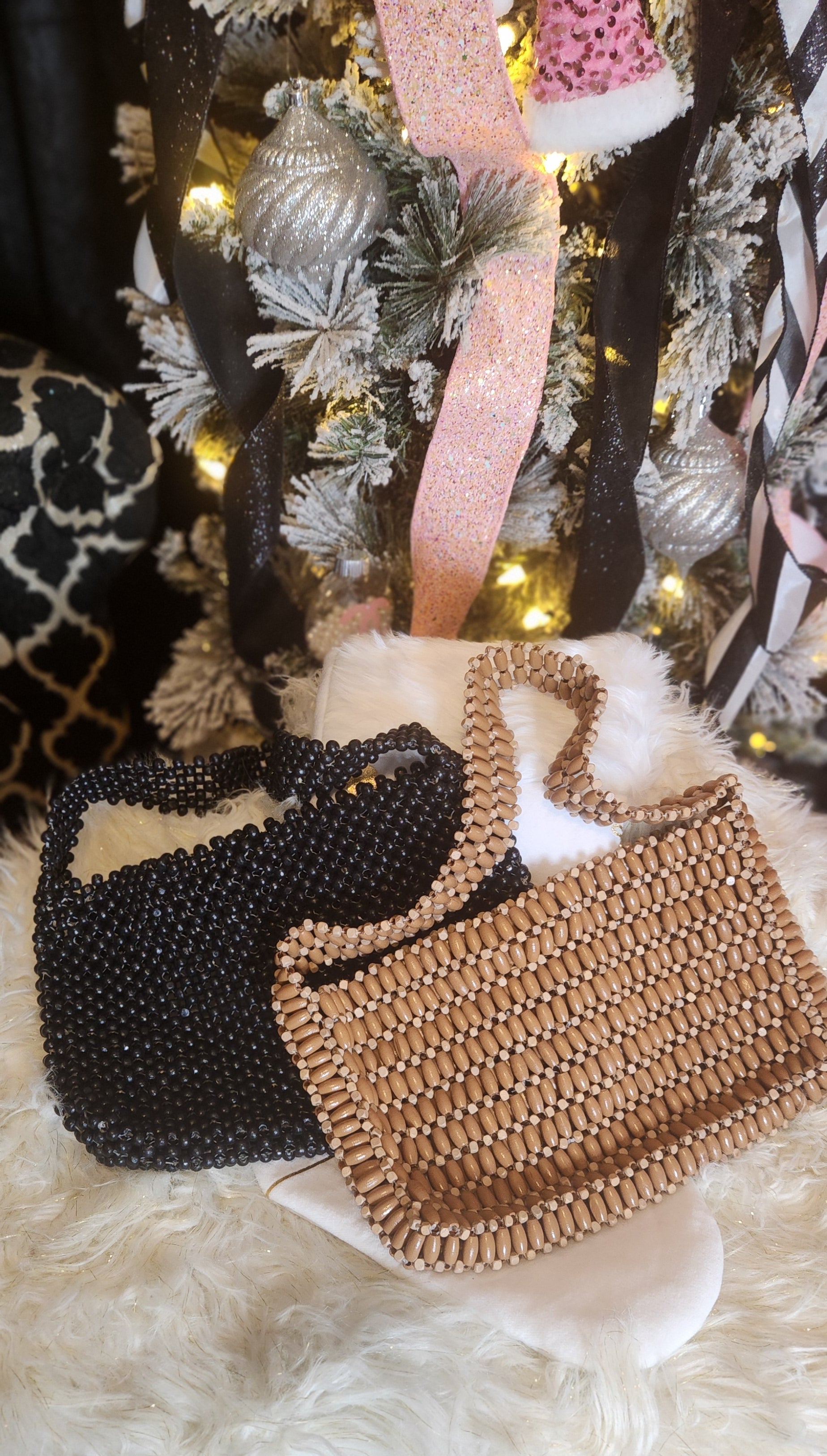 Beaded Bliss Handbag (Black)